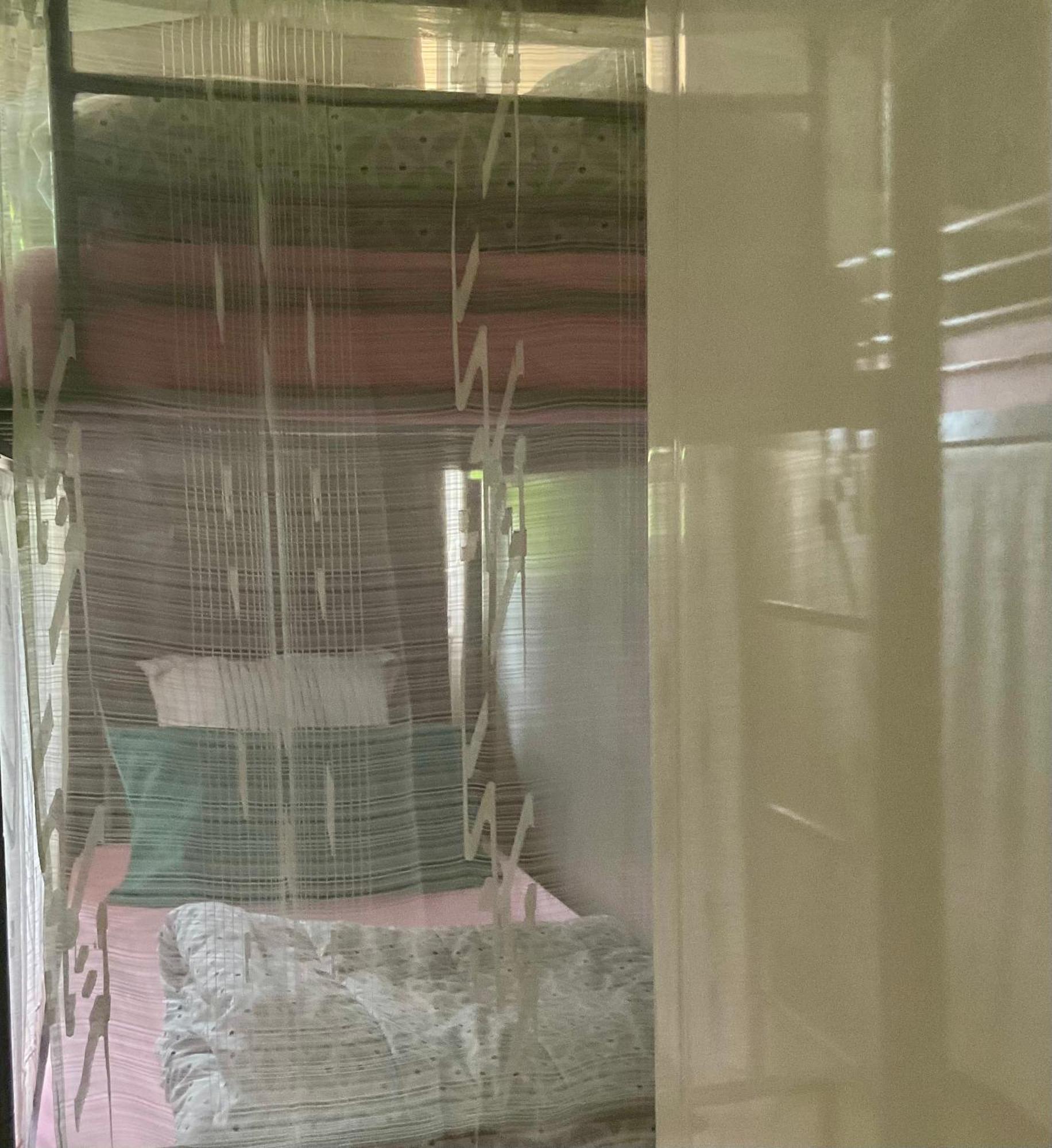 Female-Dortoir Femme -Dorm Shared Room Paris Bobigny Exterior photo