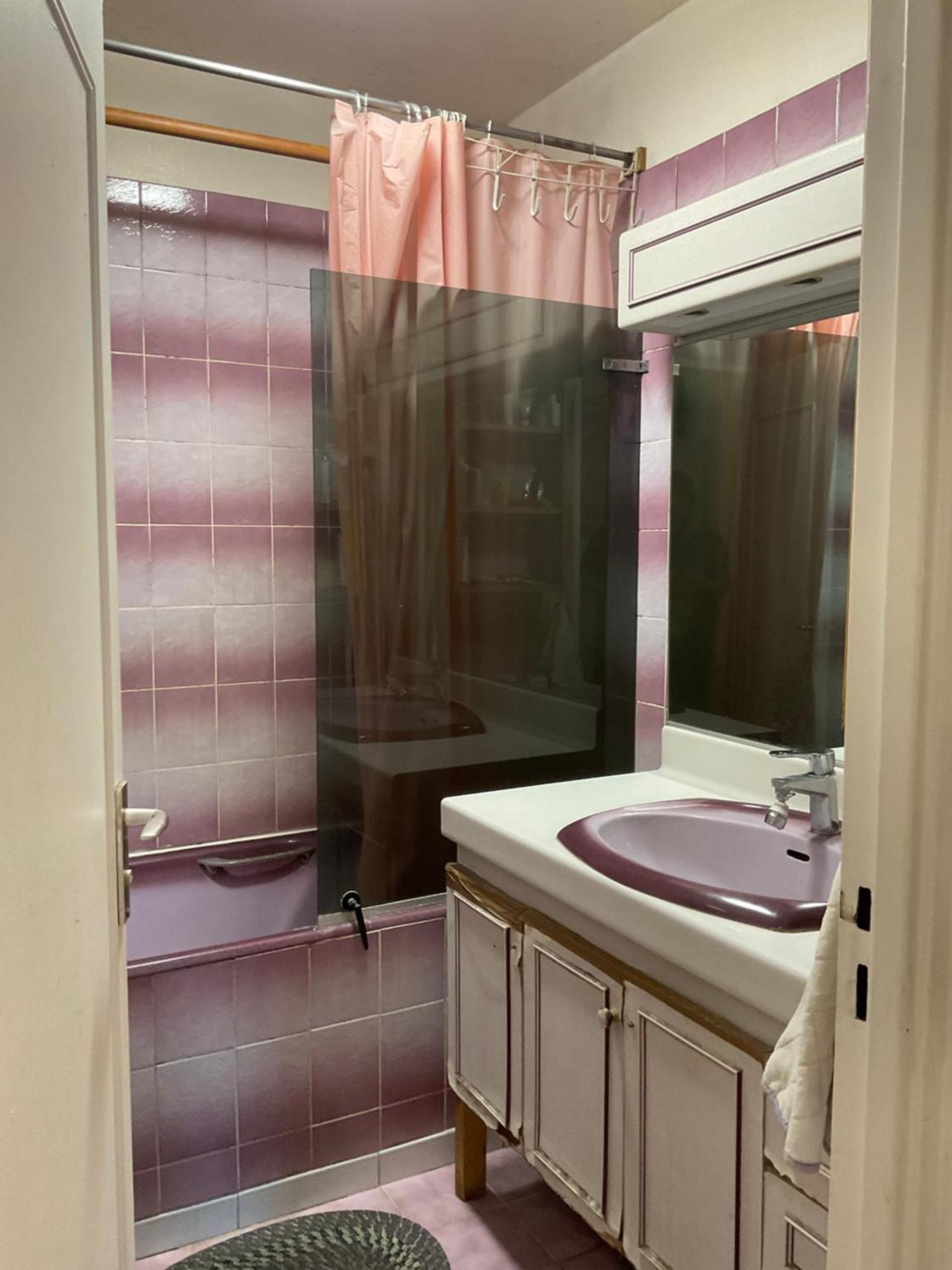 Female-Dortoir Femme -Dorm Shared Room Paris Bobigny Exterior photo